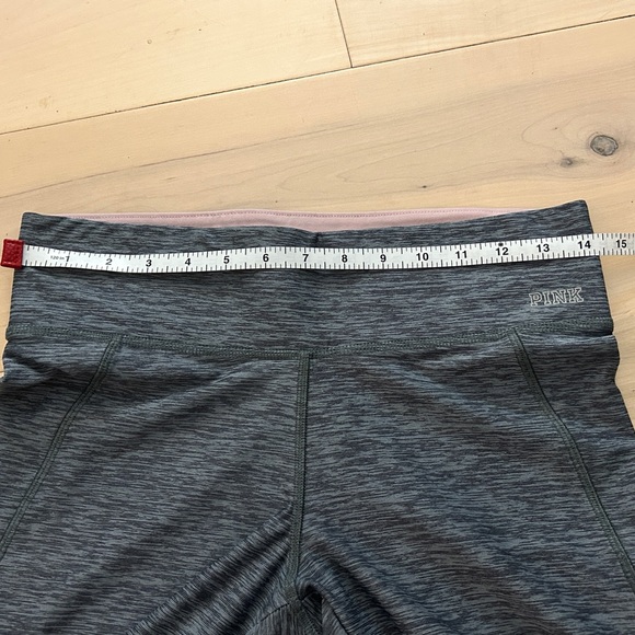 PINK VICTORIA'S SECRET ULTIMATE Capris Medium - Picture 4 of 9